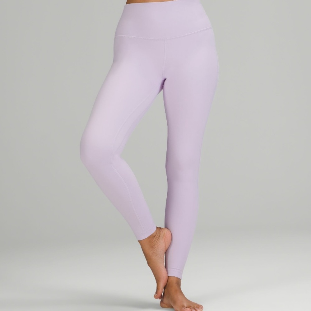 Lululemon Lavender Dee Align Legging sz6 28” inseam